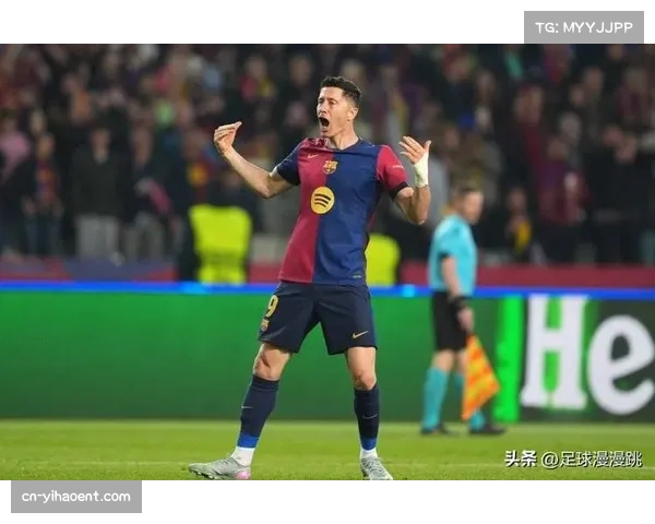 巴萨曝未付转会费 莱万转会款未清 欠利兹联超四千万